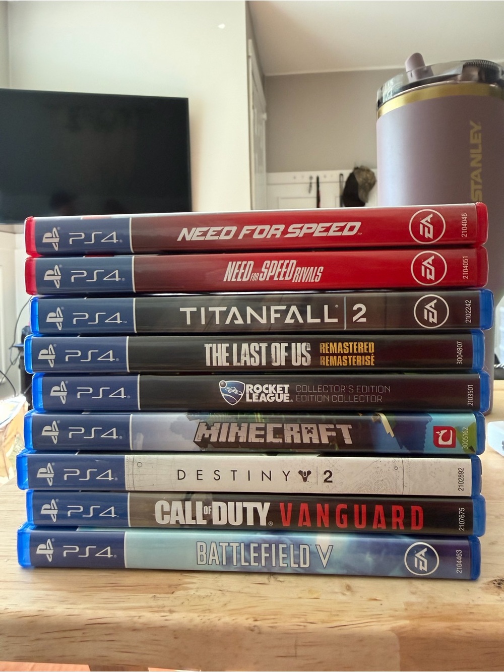 PlayStation 4 Game Bundle - Multiple Titles (Blue Cases) - Picture 1 of 6